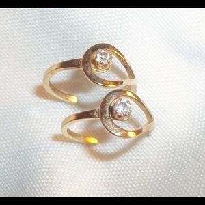 1978 vintage Avon Catch A Star Earrings